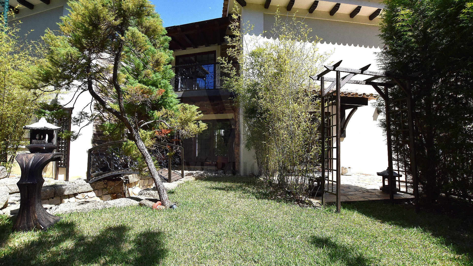 Moradia T5, Pedroso e Seixezelo